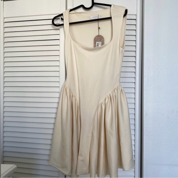 Meshki Sharon scuba mini dress - Picture 3 of 3